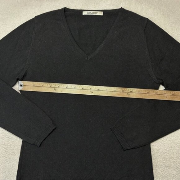DEANE & WHITE 100% Merino Wool V-Neck Sweater Black - Picture 6 of 7